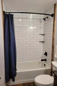 Deep Creek MD Crooked Oak Bathrooms 1 | Swack Vacations