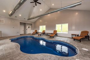 Deep Creek MD Crooked Oak Pool 2 | Swack Vacations