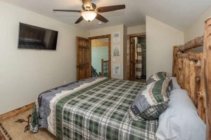 Deep Creek MD Lazy Creek Bedrooms 12 | Swack Vacations